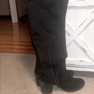 Kneee High Boots